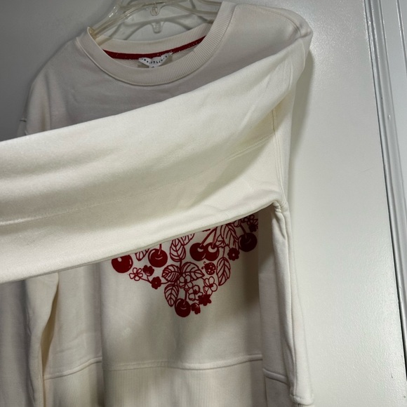 NWT Women’s Cream Pullover Red Velvet Aplique Heart, Cherry, Ladybug, Leaf Small - Picture 11 of 13